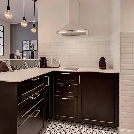 1 Avec Verrière, Centre Appartement *