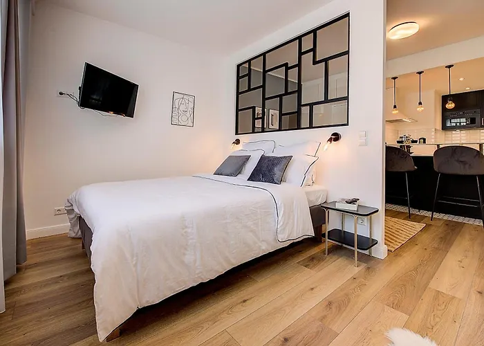 1 Avec Verriere, Centre Apartment Luxembourg